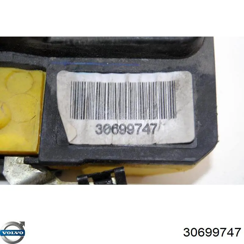 Замок передней левой двери Volvo 30699747