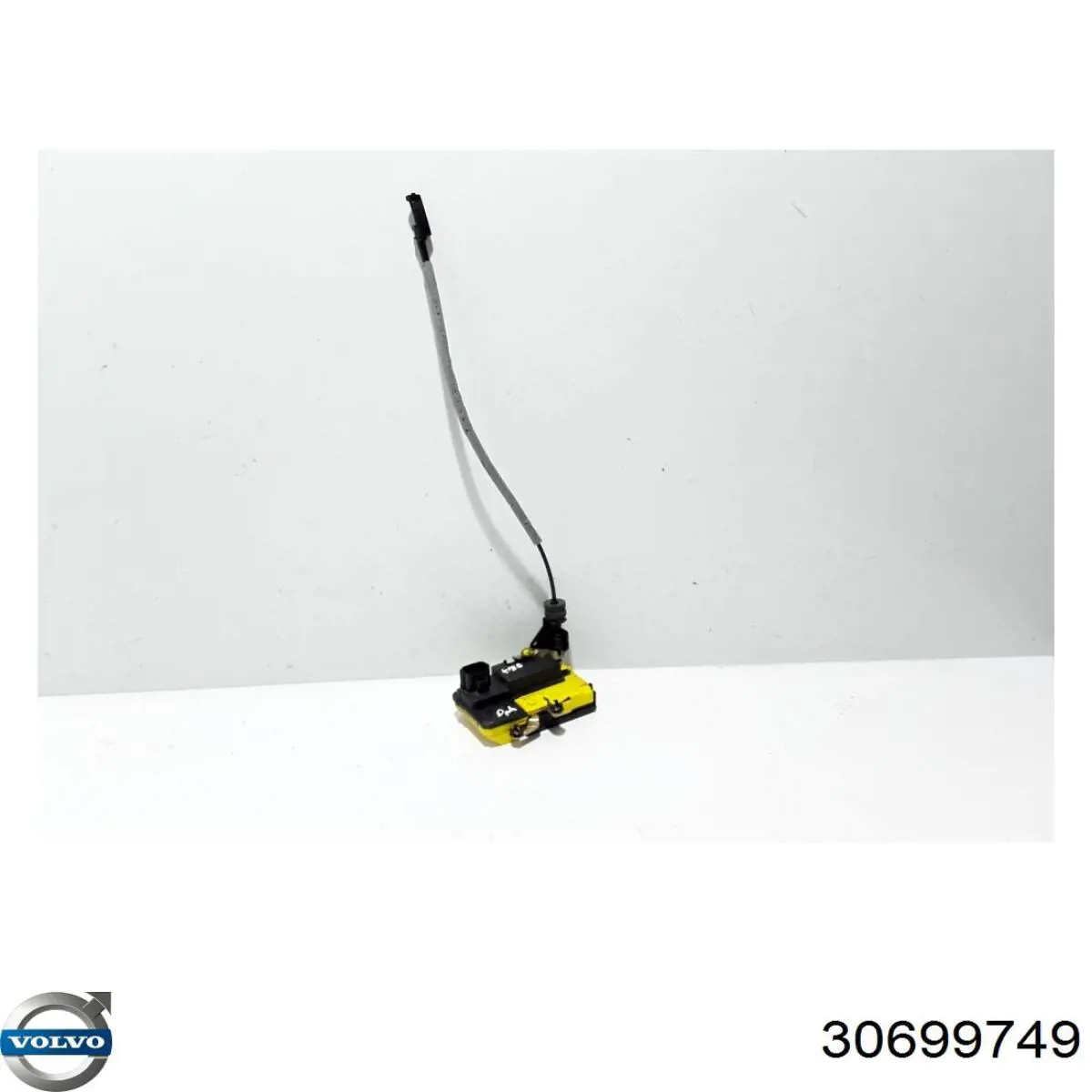 Дверной замок передний правый Volvo 30699749 цена, от 2.54 USD