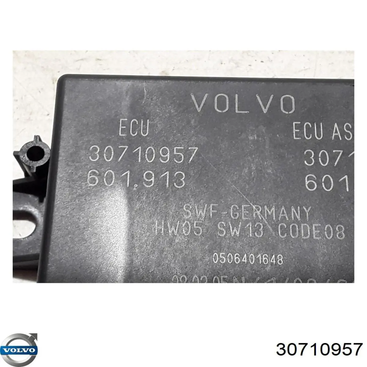 Купить 30710957 Volvo 