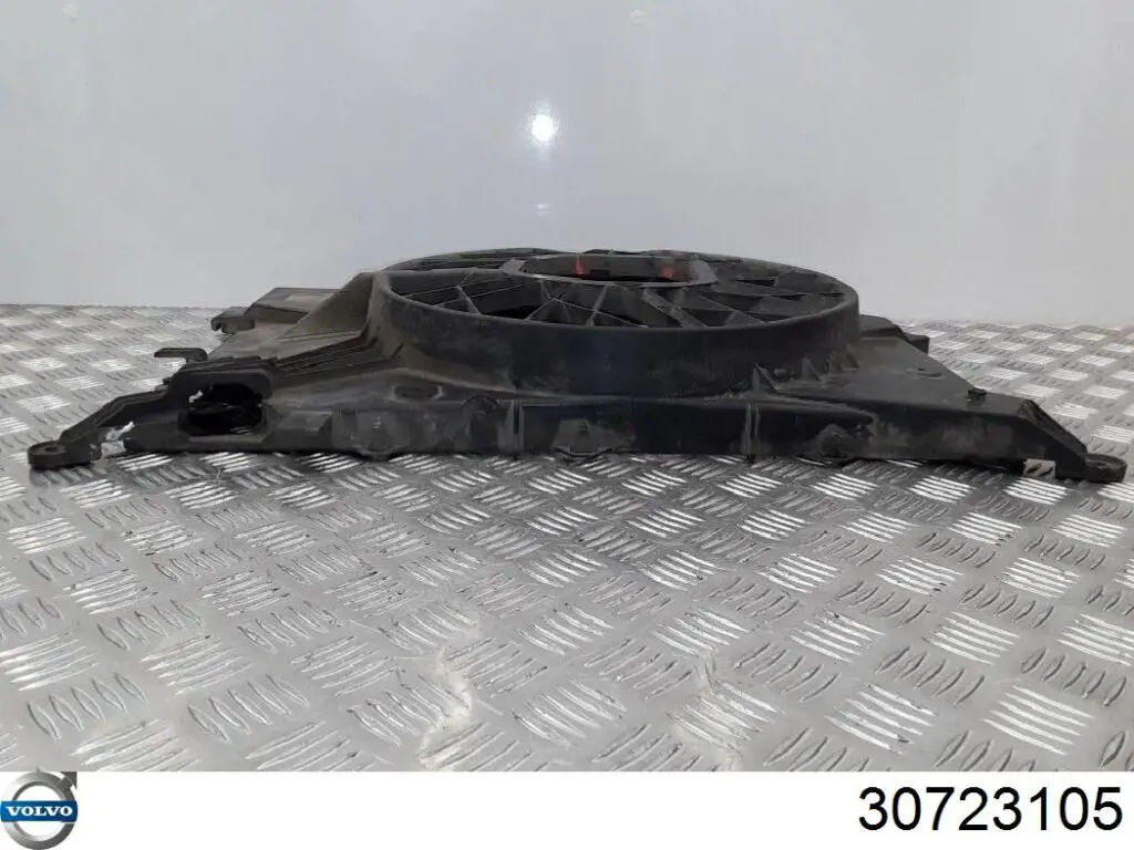 Электровентилятор охлаждения в сборе Volvo 30749759 цена, от 129.50 USD