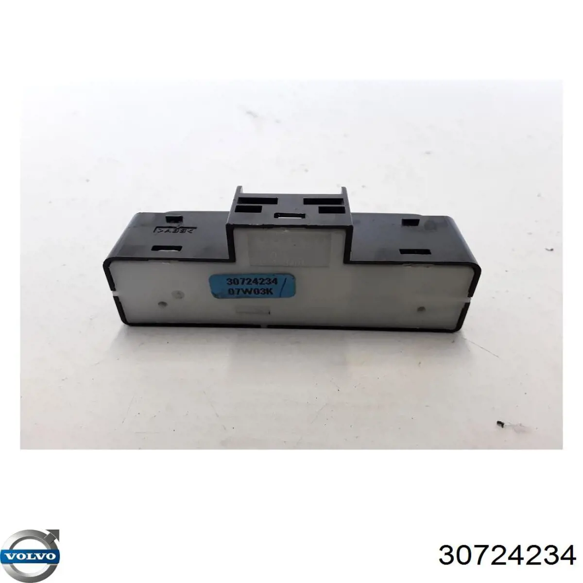 Купить 30724234 Volvo 