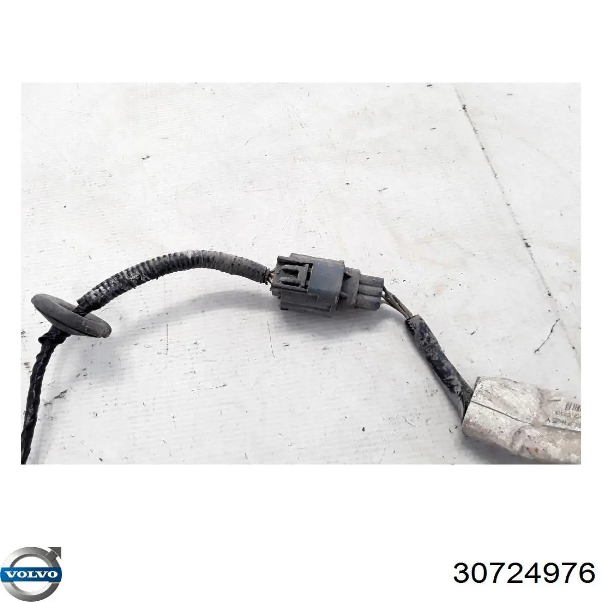 30724976 Volvo 