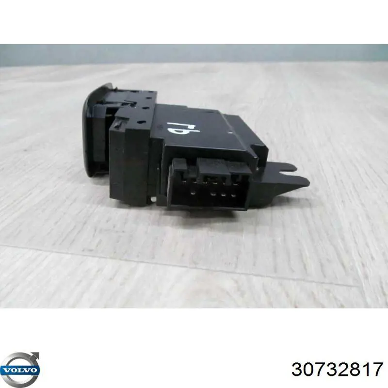 Купить 30658695 Volvo Кнопки переднего правого стекло подъемника