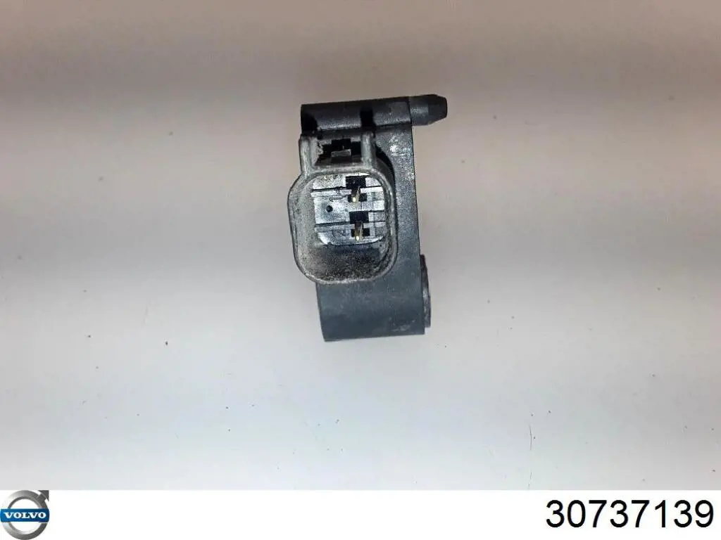 30737139 Volvo 