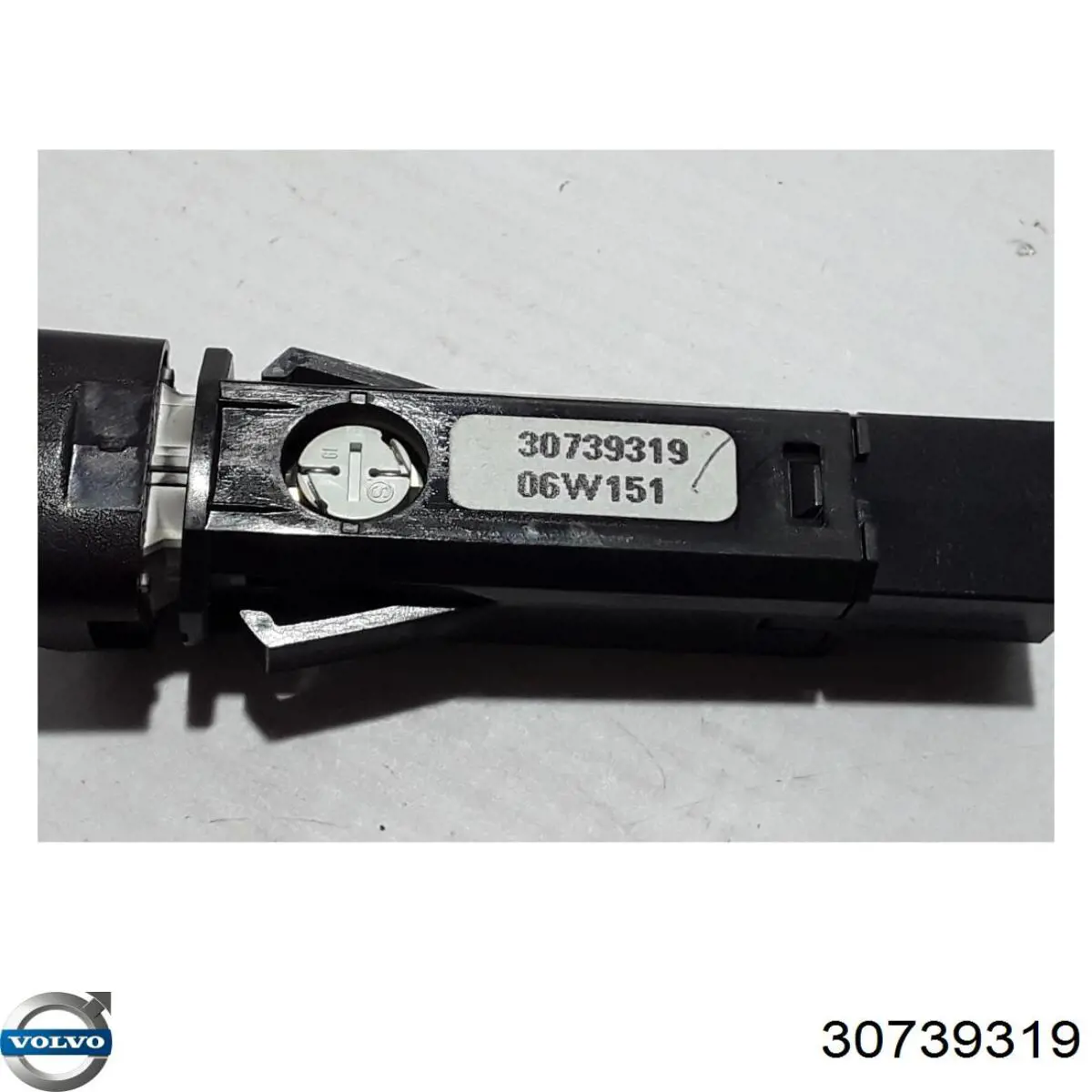 Botão de ativação do sinal de emergência Volvo XC90  