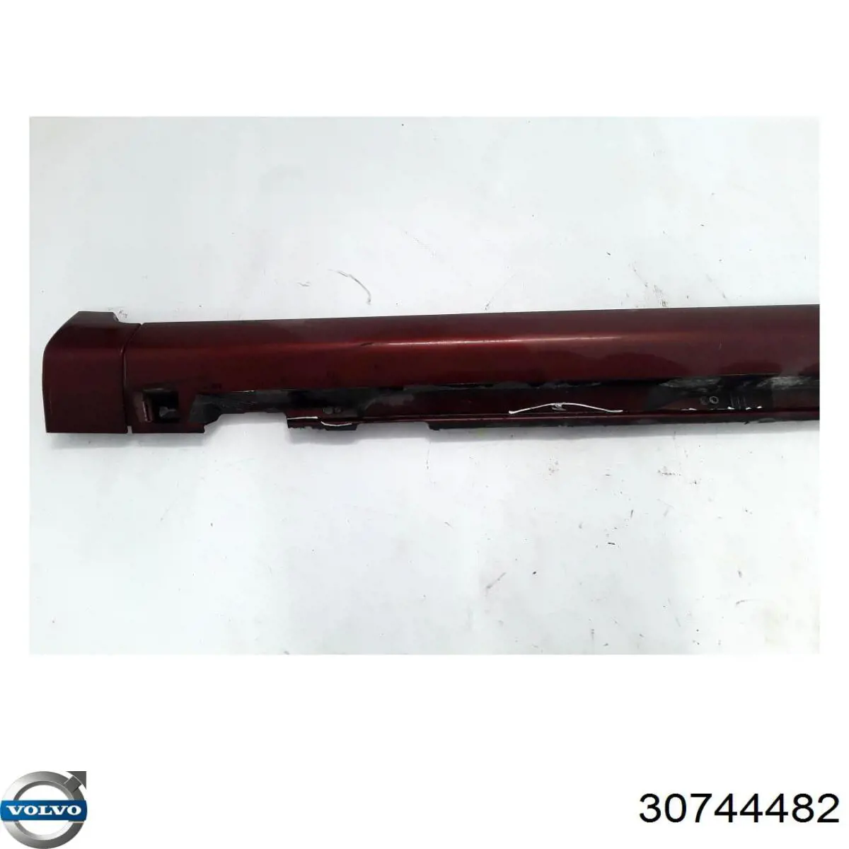 30744482 Volvo 