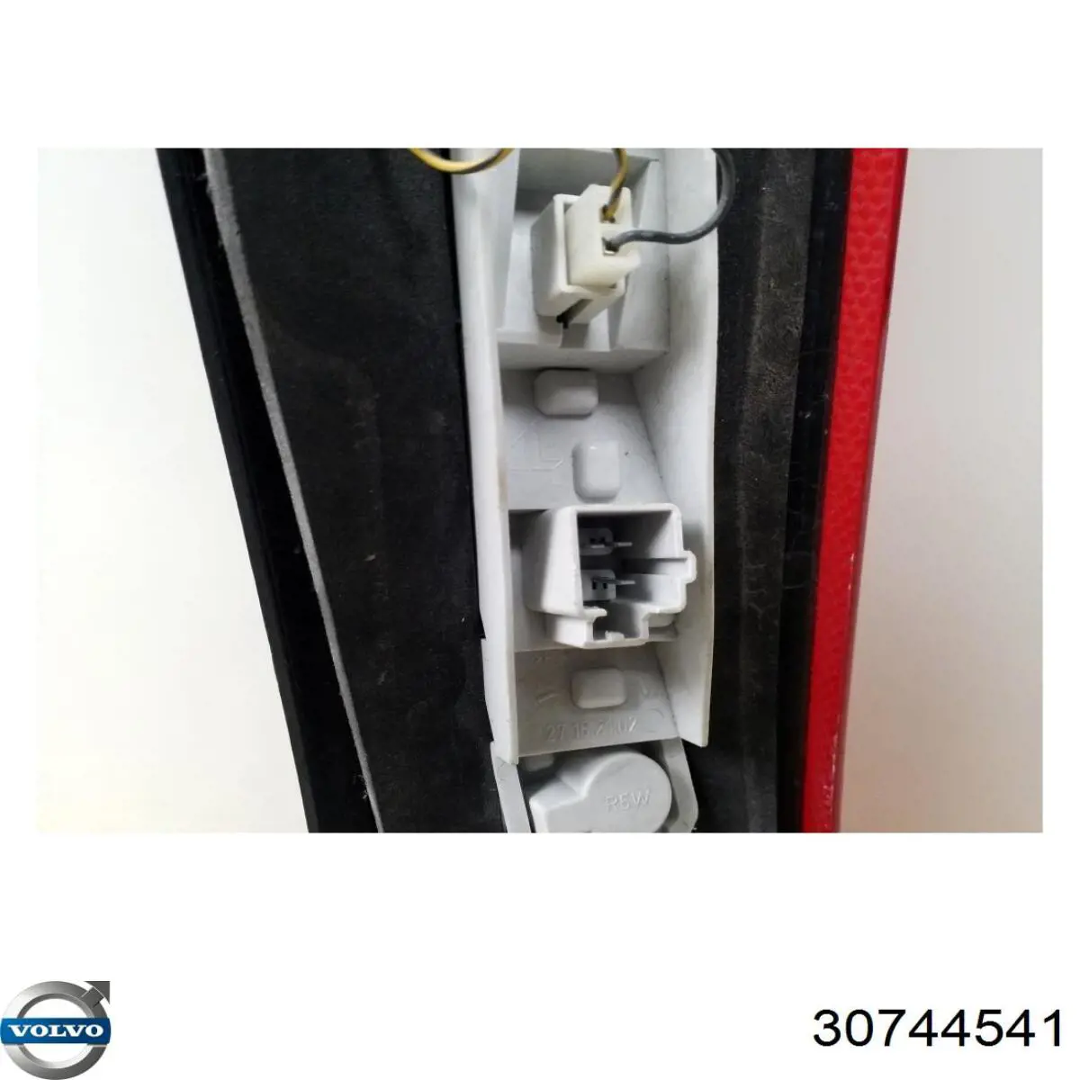 30744541 Volvo 
