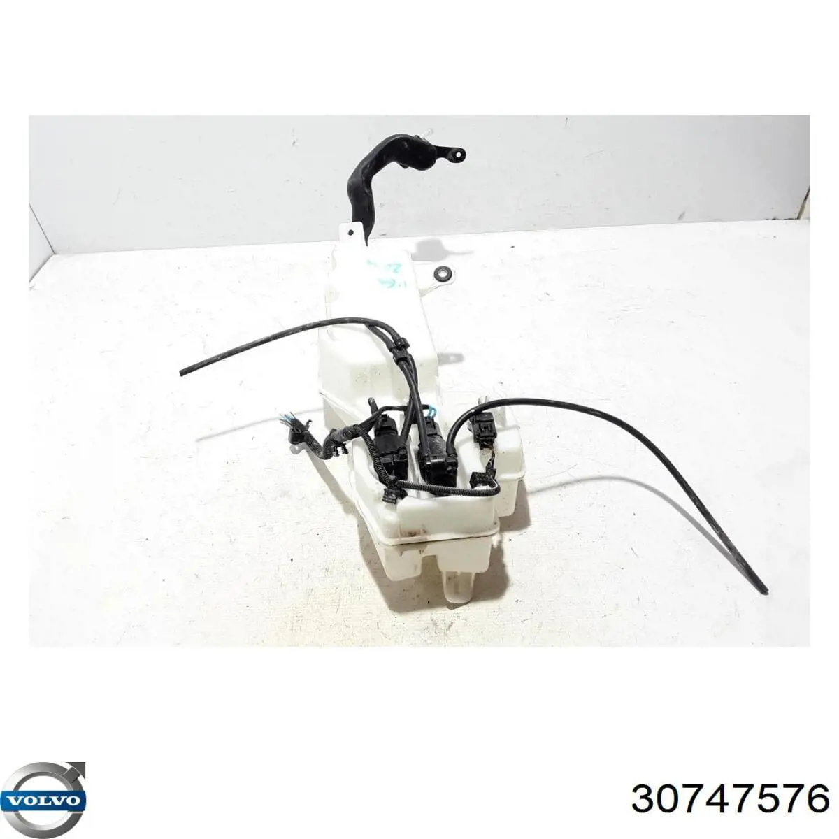 Бачок омывателя лобового стекла Volvo 32328303 цена, от 64.49 USD