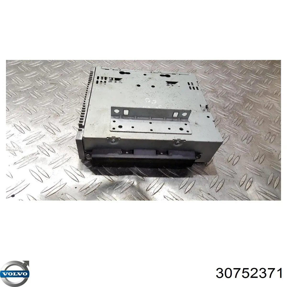 Купить 30752371 Volvo Заводская магнитола
