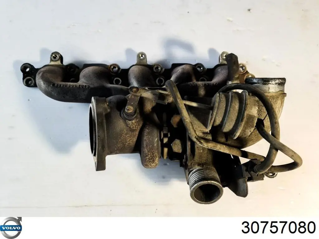 Турбокомпрессор Volvo 30757080