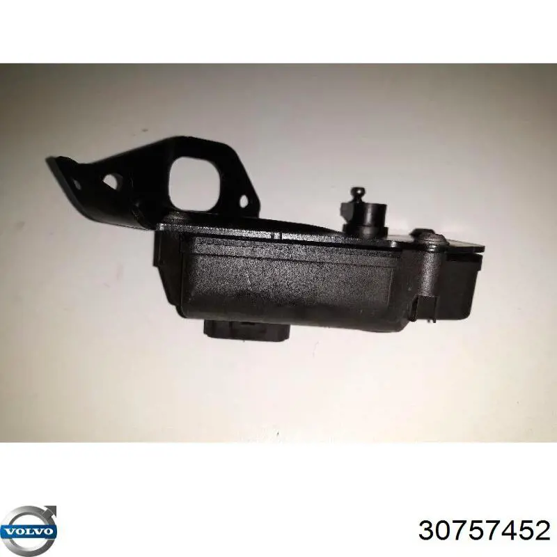 30757452 Volvo 