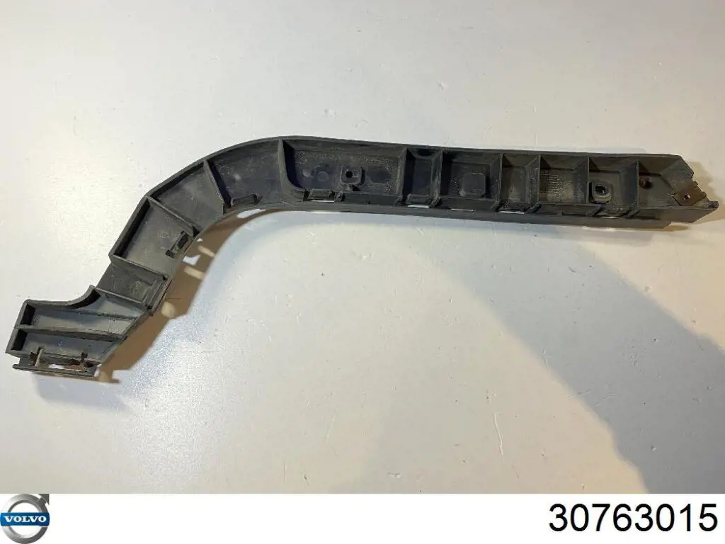 Направляющая заднего бампера левая Volvo 30763015 цена, от 19.00 USD