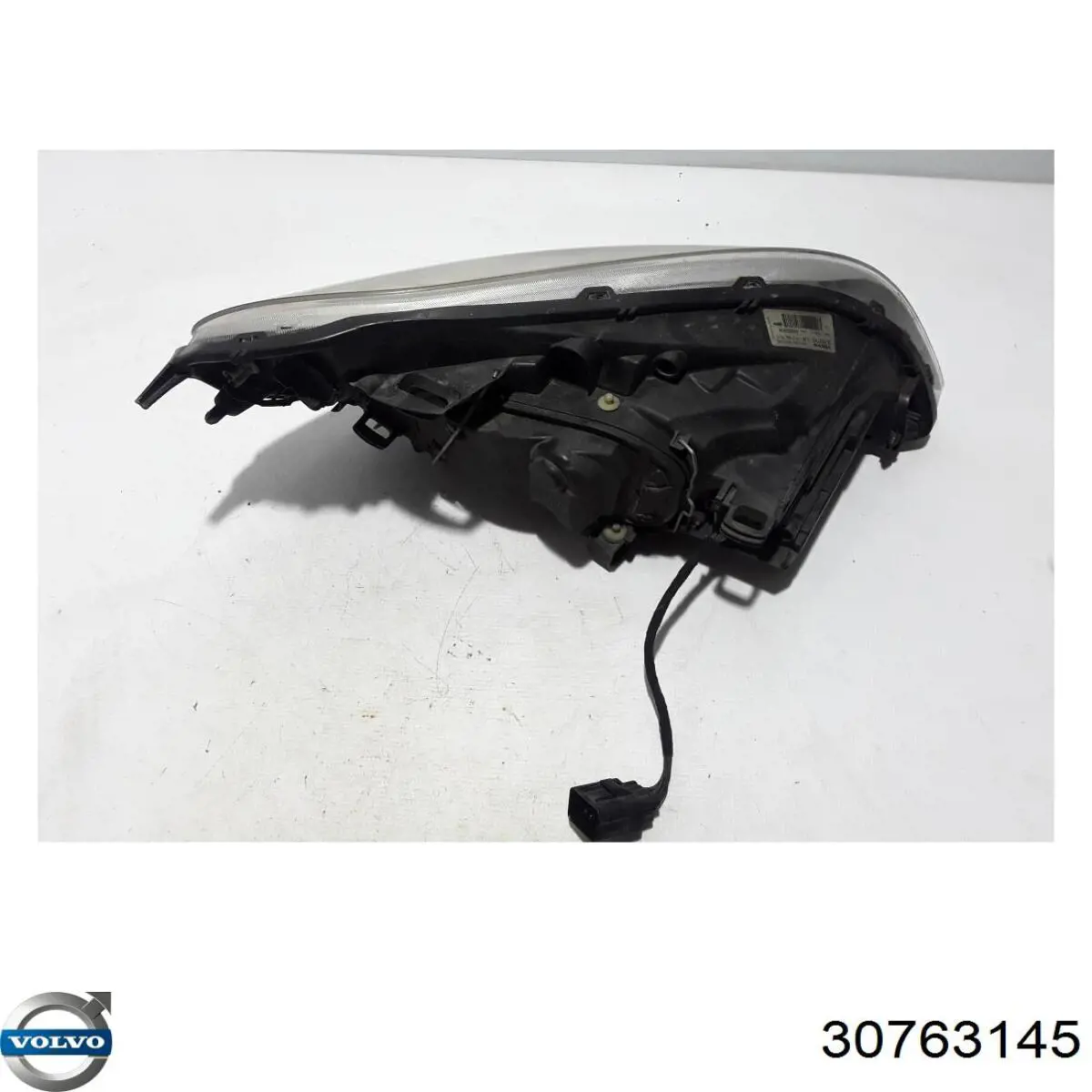 Купить 30763145 Volvo Фара левая передняя