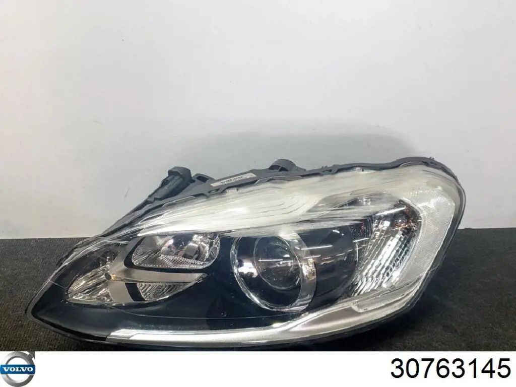 Фара левая Volvo 30763145 цена, от 237.02 USD