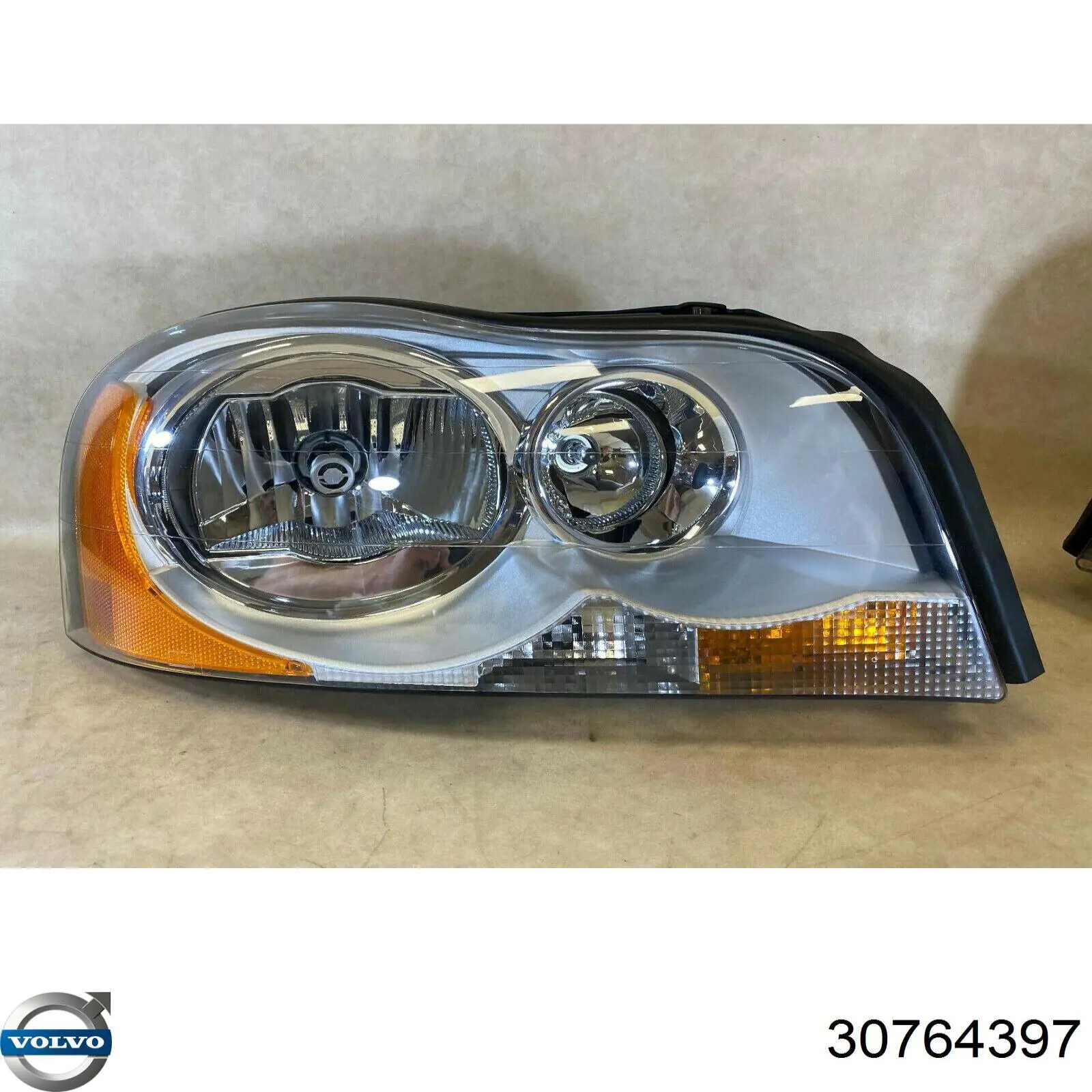 Фара левая Volvo 30764397 цена, от 2.54 USD