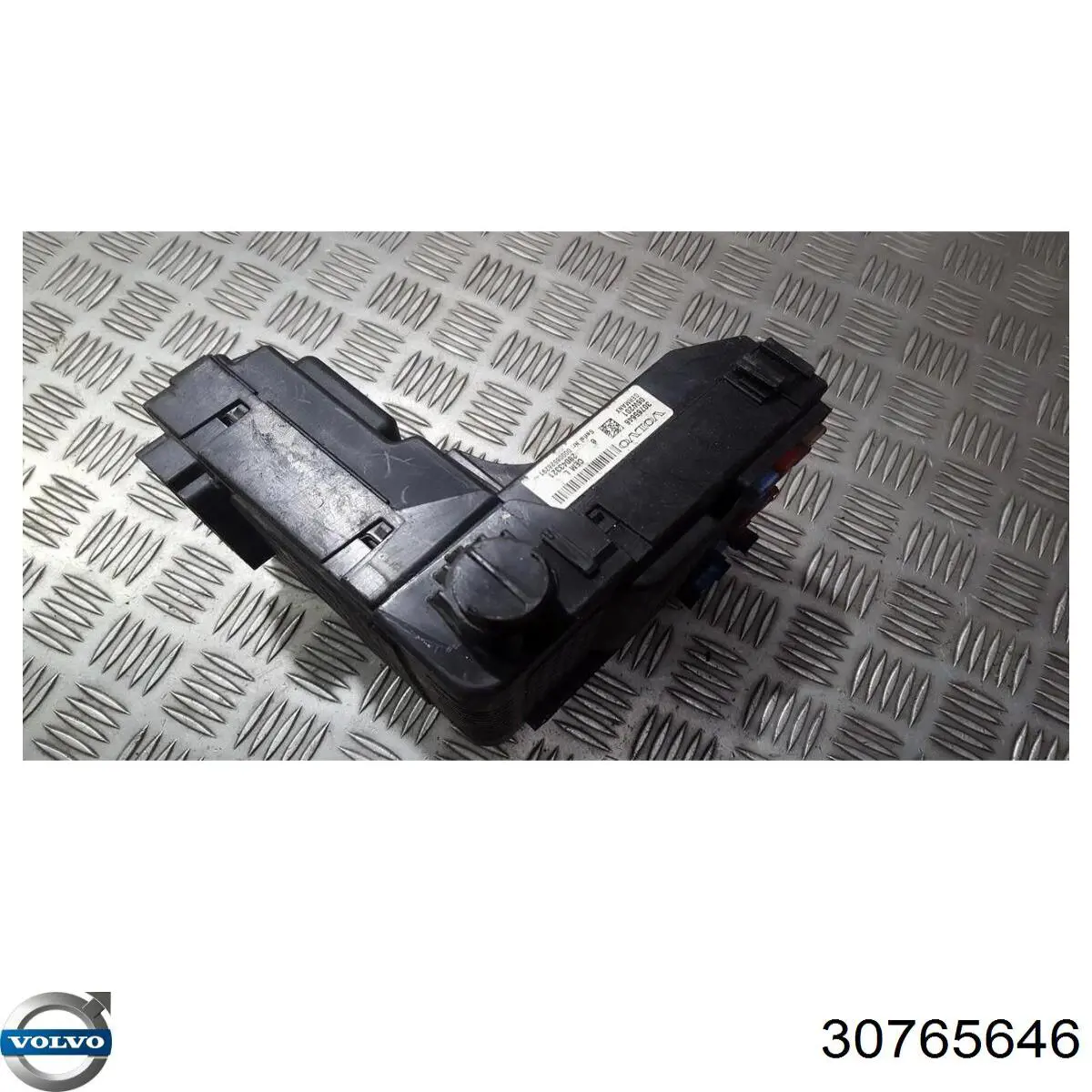 30765646 Volvo 