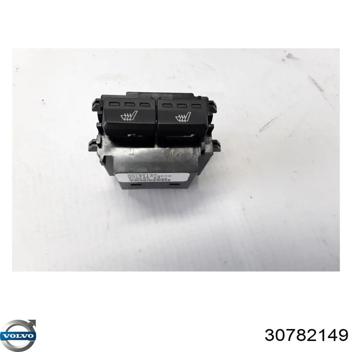 8697439 Volvo 