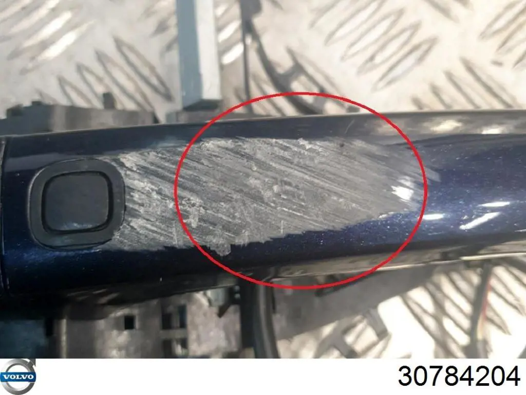 Купить 30784204 Volvo Держатель наружной ручки двери задней левой