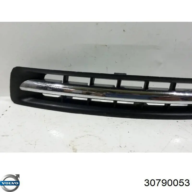 Решетка переднего бампера, левая Volvo 30790053 цена, от 28.85 USD