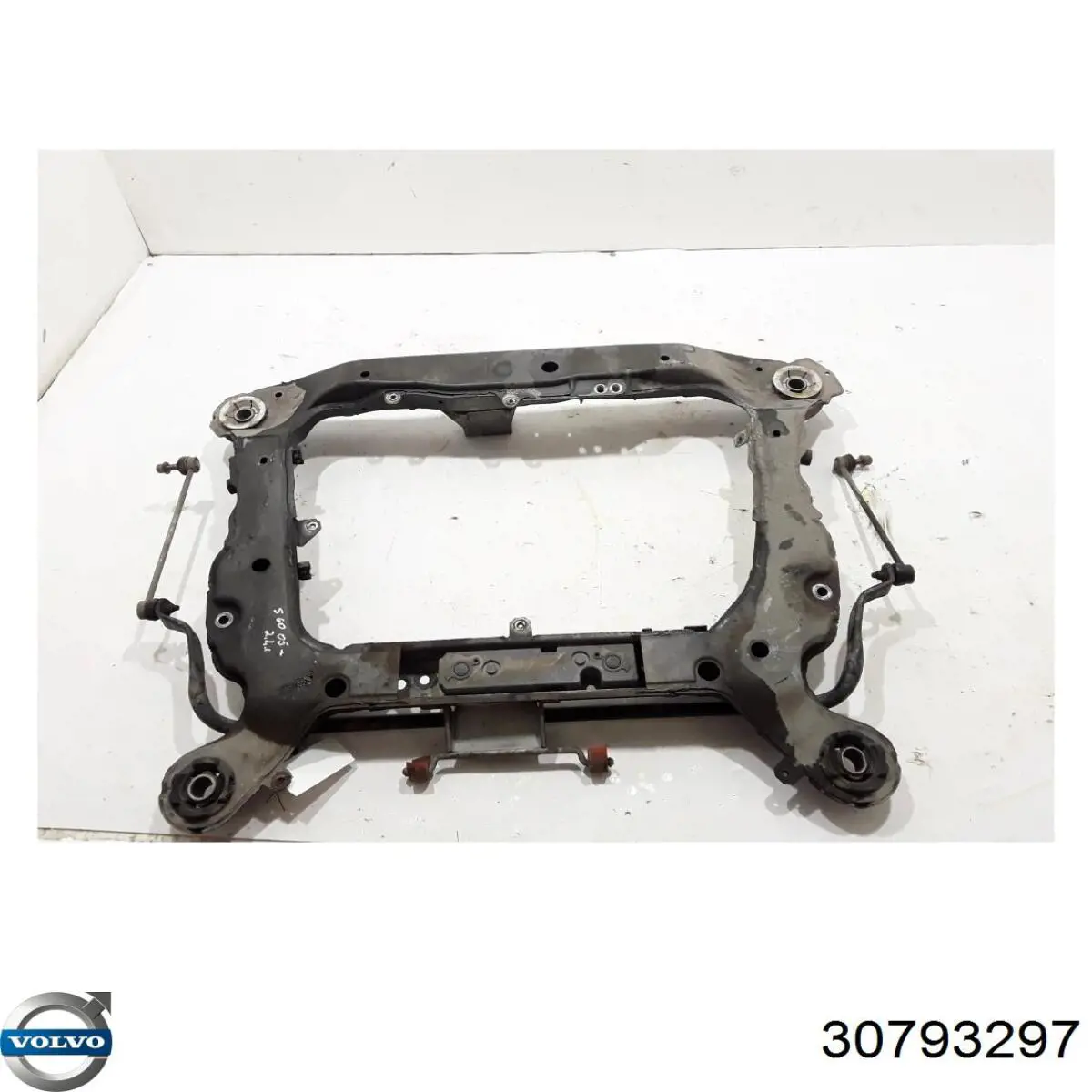 Купить 30640423 Volvo Поперечина передней подвески