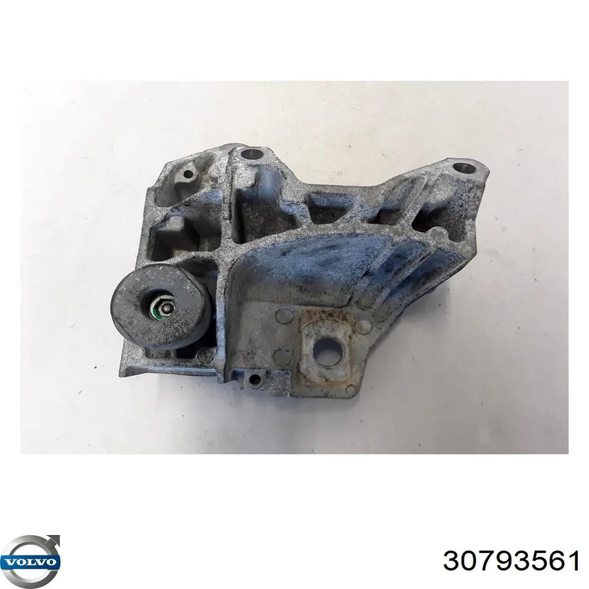 Кронштейн подушки (опоры) двигателя правой Volvo 8250518 цена, от 38.01 USD