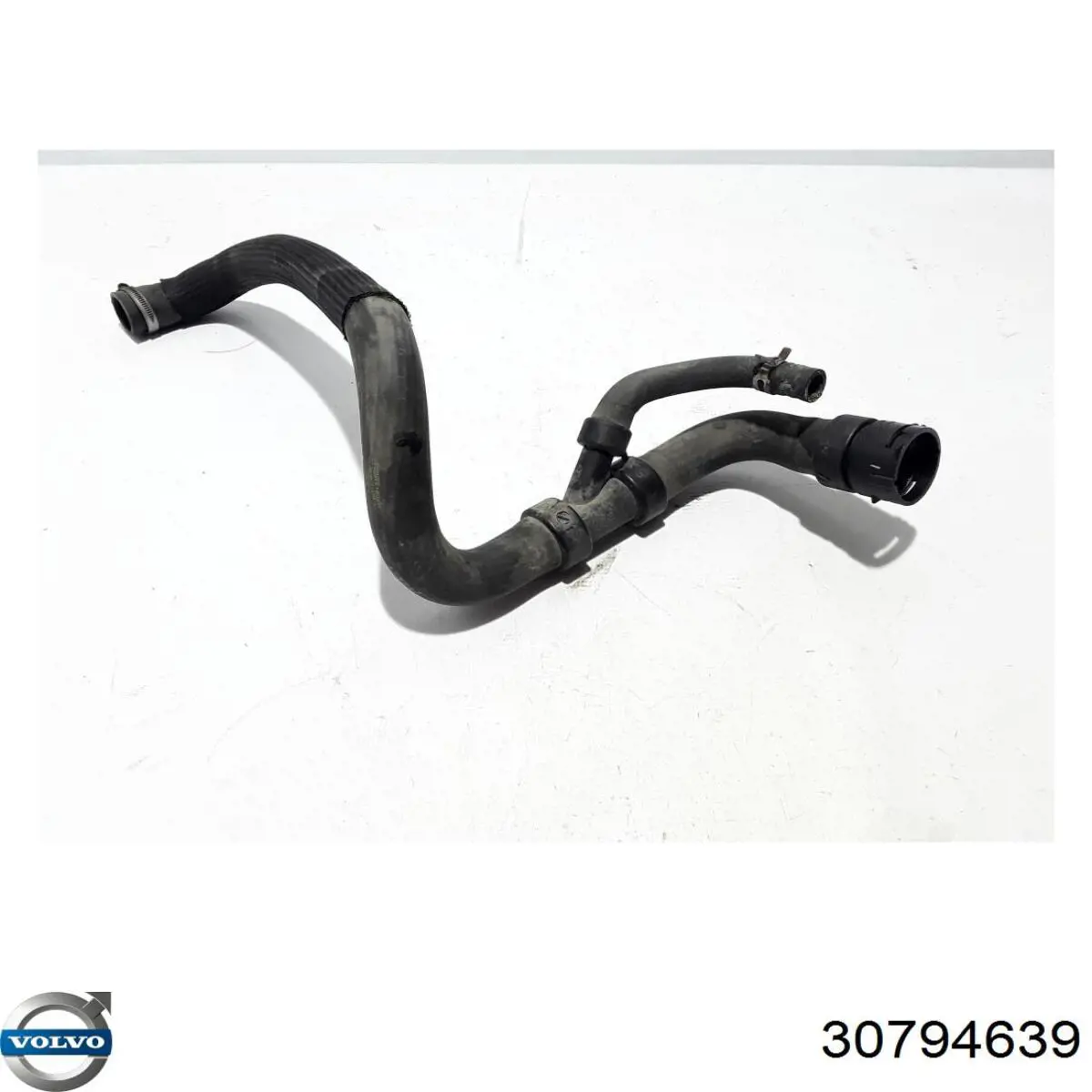 Шланг радиатора, нижний Volvo 30794639 цена, от 35.79 USD
