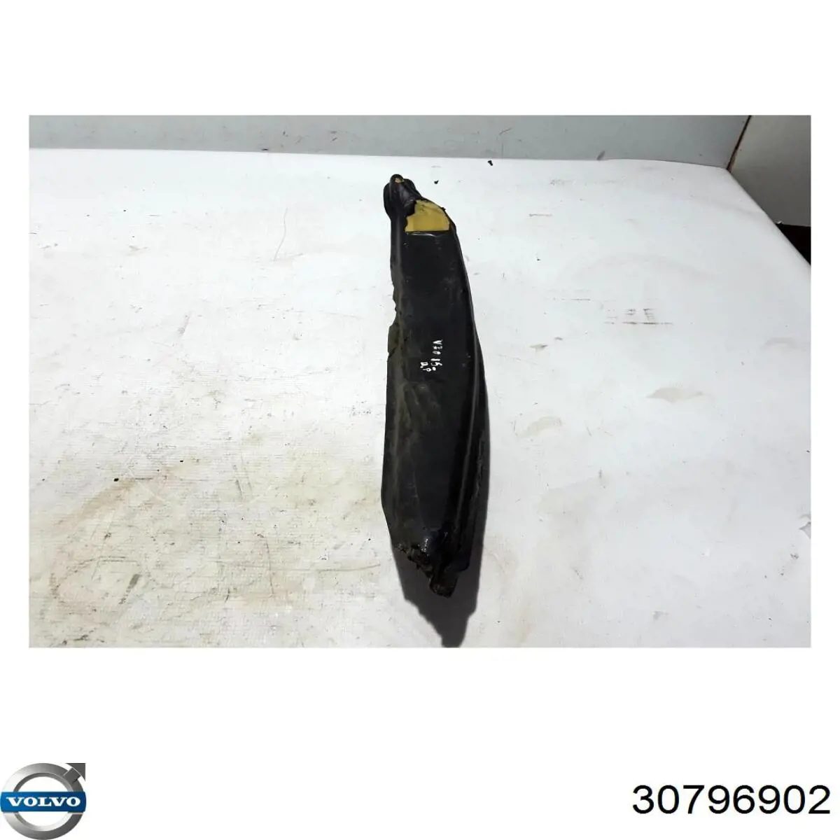  Volvo 30796902 цена, от 20.29 USD