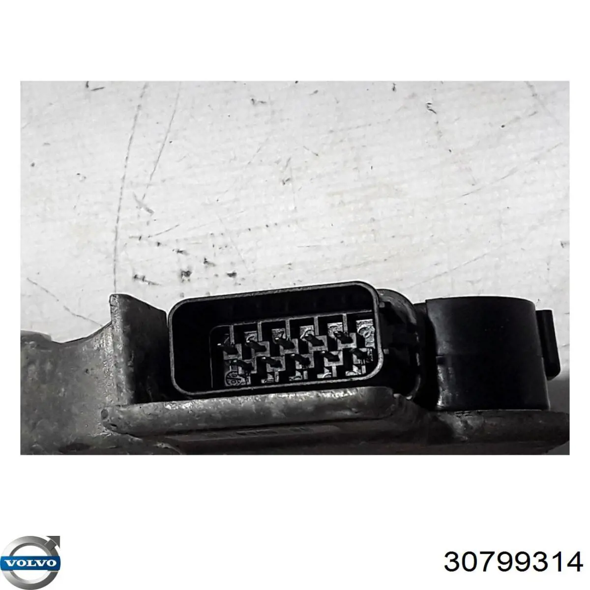Запор кабины Volvo 30799314 цена, от 76.01 USD
