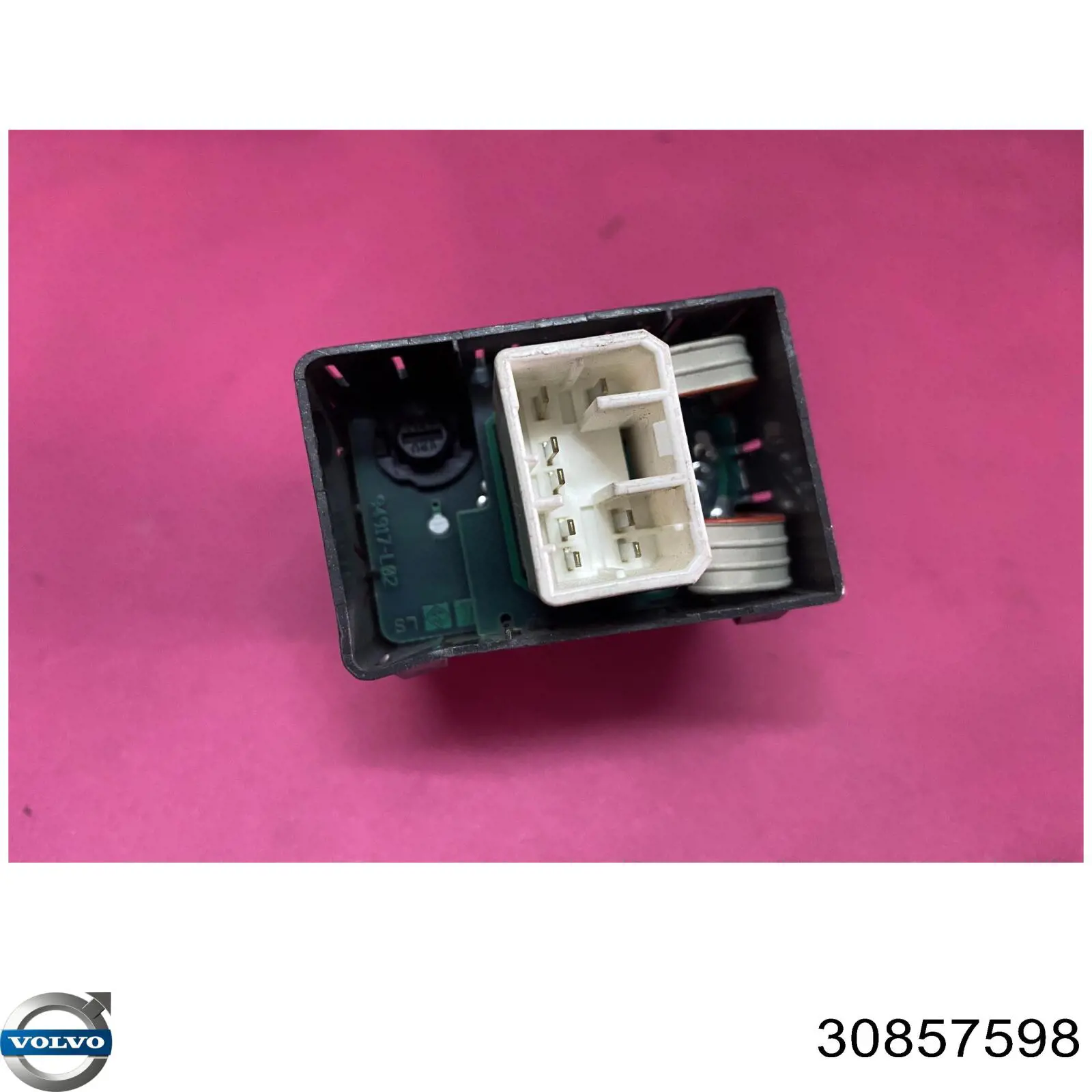  Volvo 30857598 цена, от 28.15 USD
