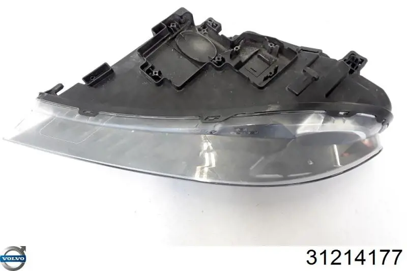 Правая блок фара Volvo 30796138 цена, от 184.67 USD
