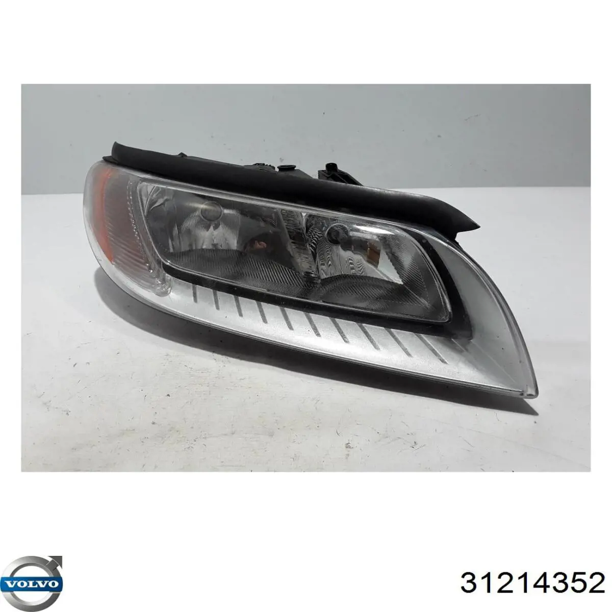 Правая блок фара Volvo 31214352 цена, от 181.37 USD