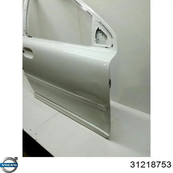 Купить 31218753 Volvo Дверь передняя правая