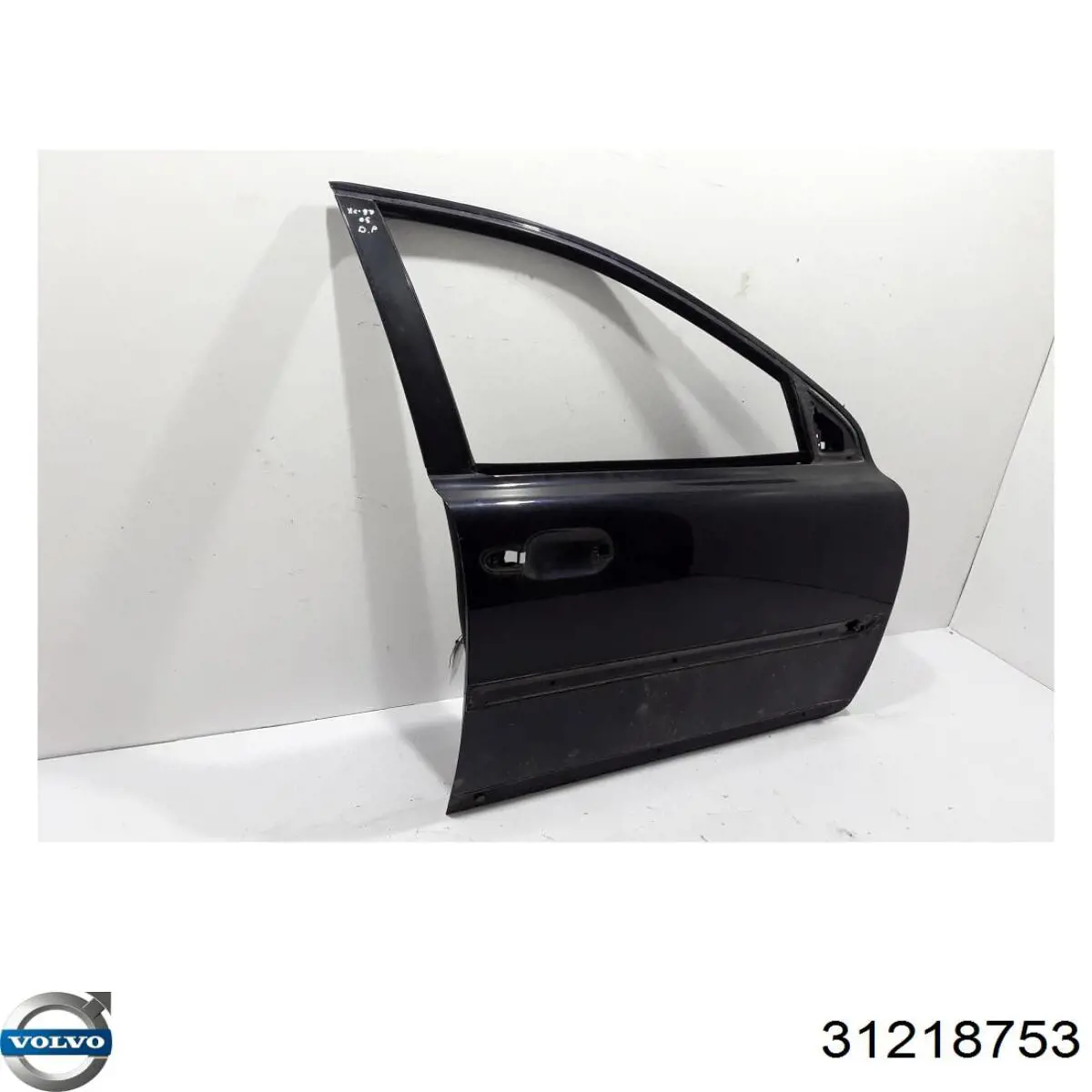 Дверь передняя правая Volvo 30796497 цена, от 70.38 USD