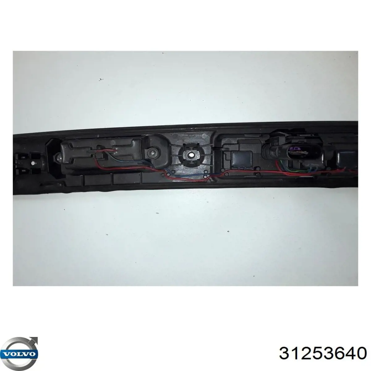 31253640 Volvo 