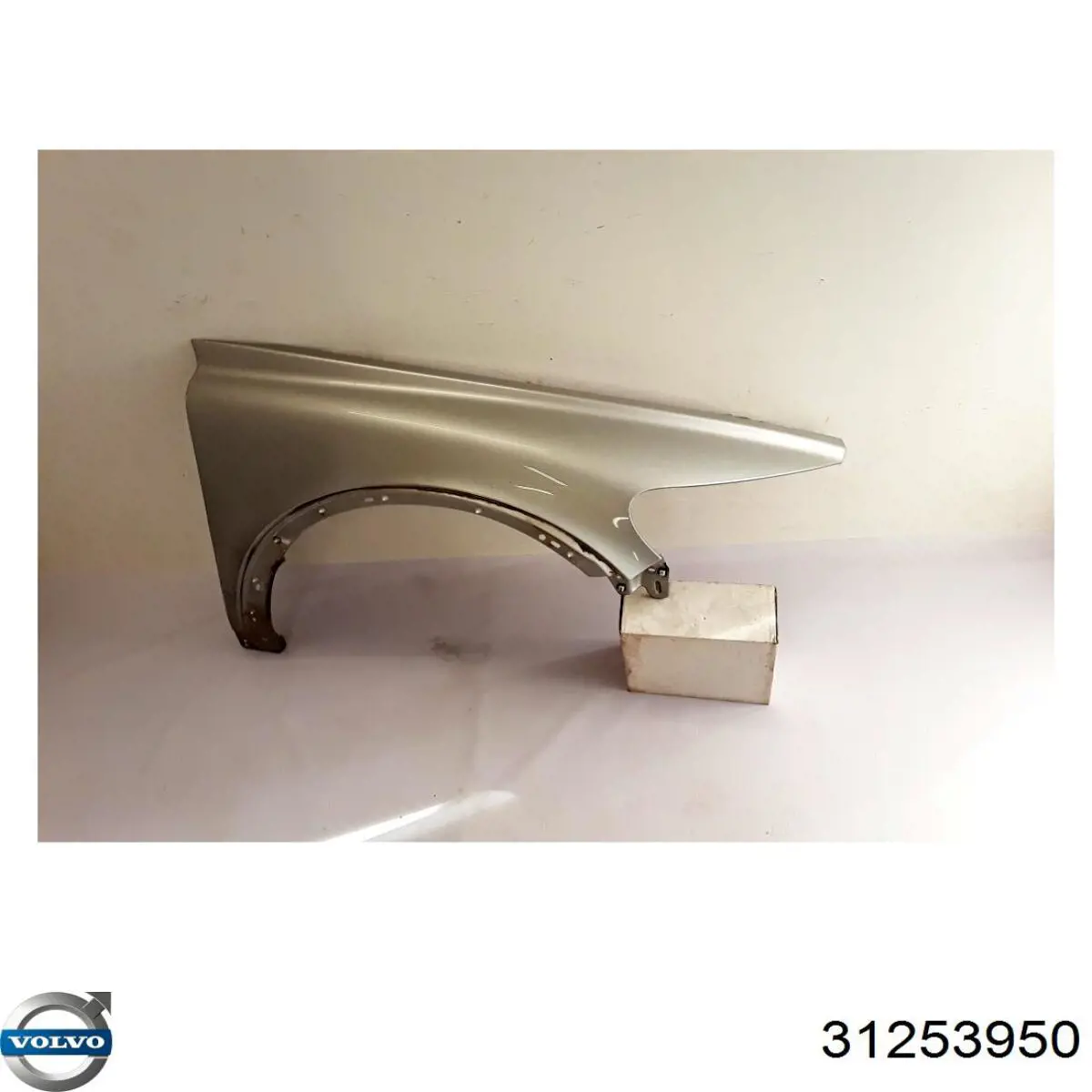 Купить 31253950 Volvo Крыло переднее правое