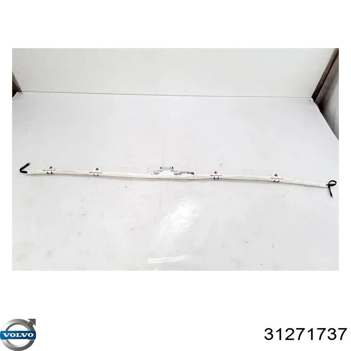 Шторка боковая, правая 30740609 Volvo