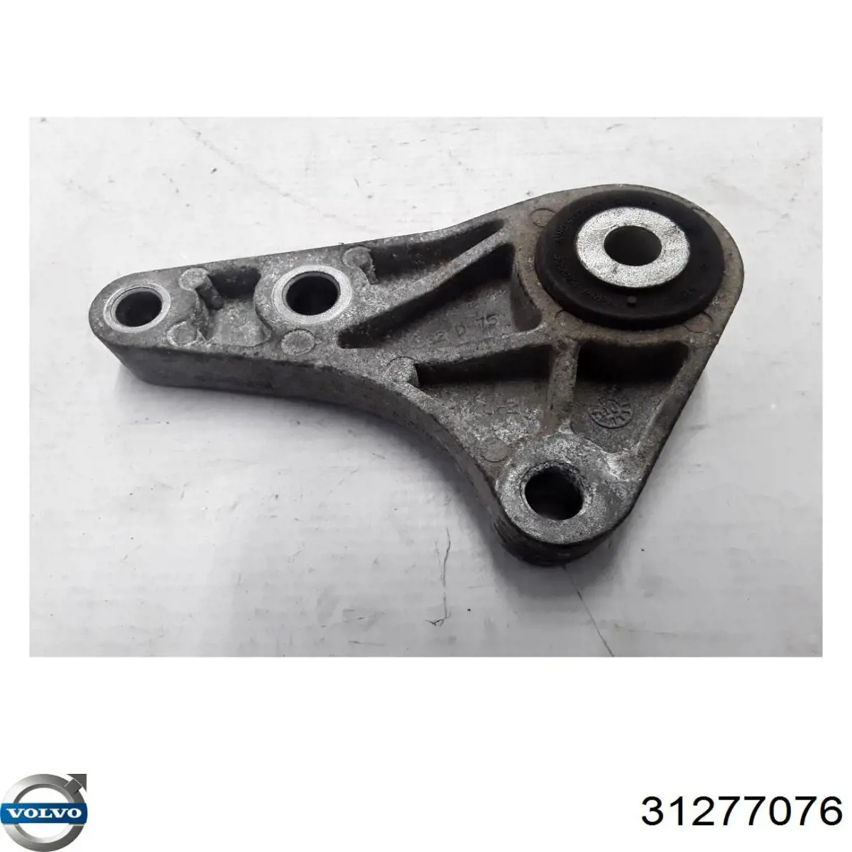 31277076 Volvo Правая подушка двигателя
