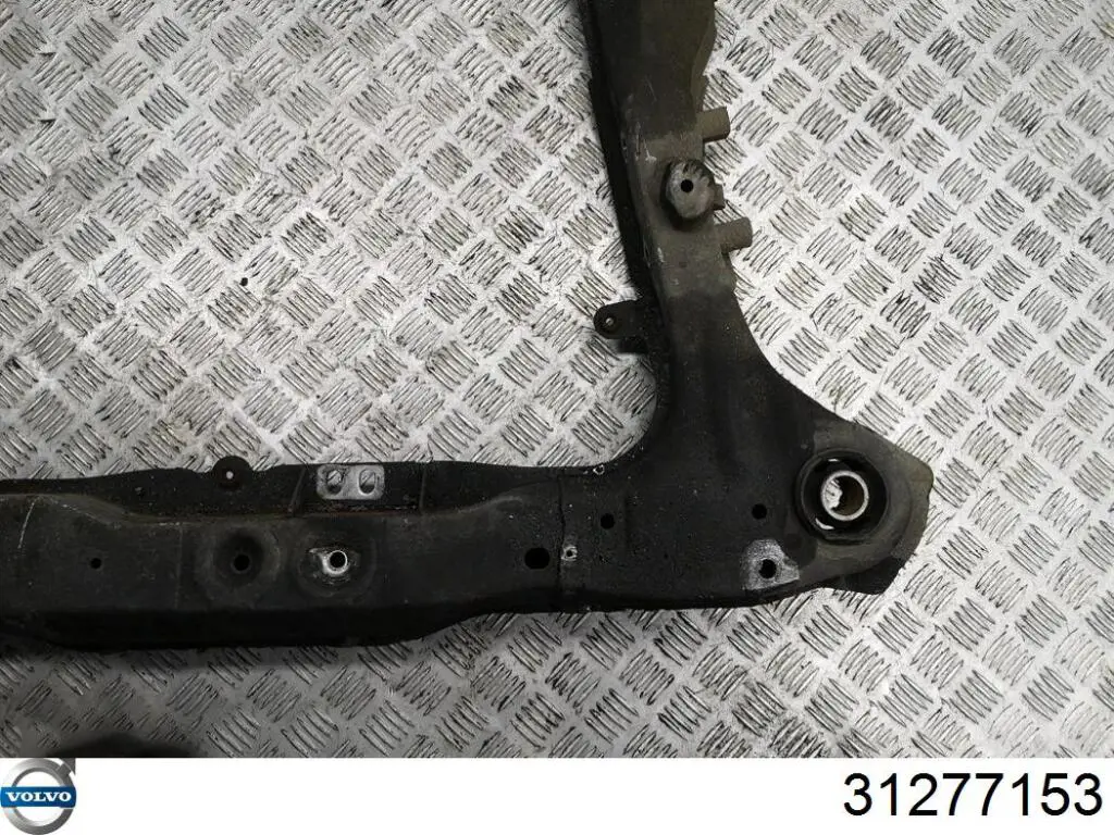 Балка передней подвески Volvo 30723338