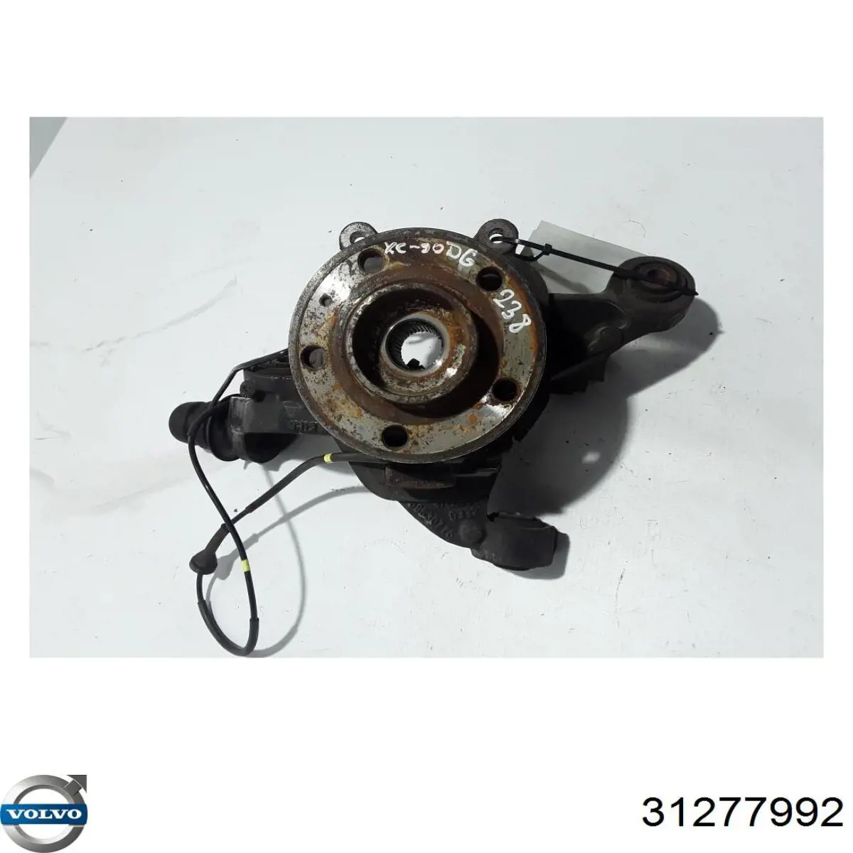 Цапфа поворотная правая Volvo 31277992 цена, от 14.02 USD
