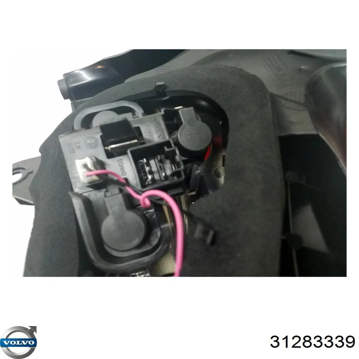 Фонарь задний левый 714021220702 Magneti Marelli