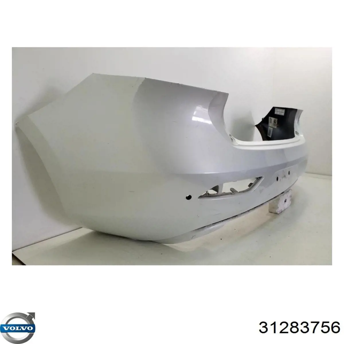 Купить 39820442 Volvo Задний бампер