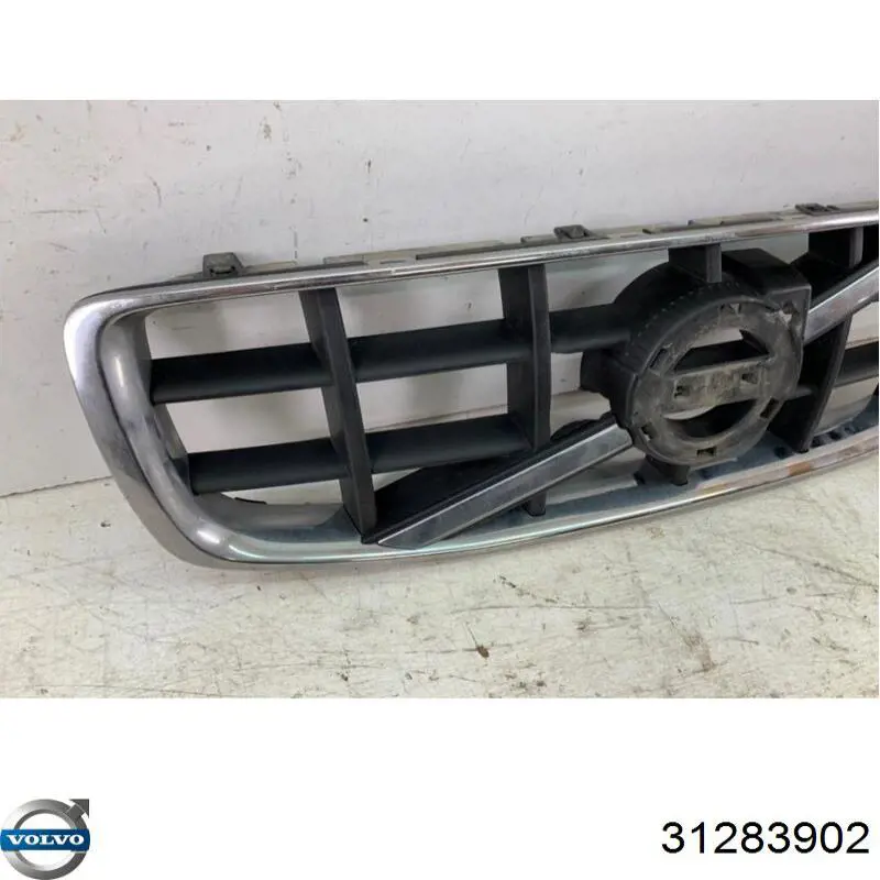 Купить 31283902 Volvo Решетка радиатора
