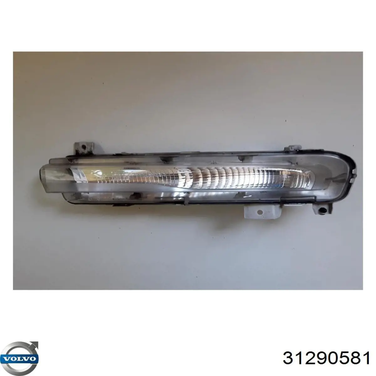 Фара дневного света правая Volvo 31290581 цена, от 60.74 USD
