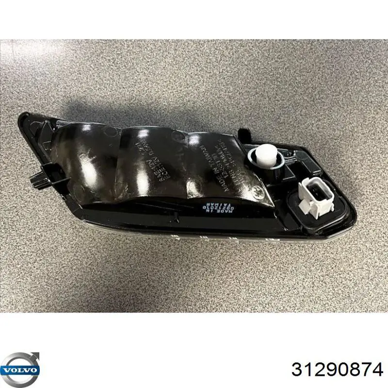 Габарит передний правый Volvo 31290874 цена, от 63.35 USD