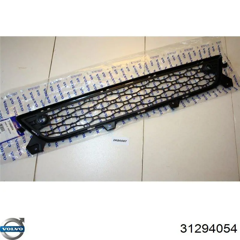 Купить 30763423 Volvo Решетка радиатора