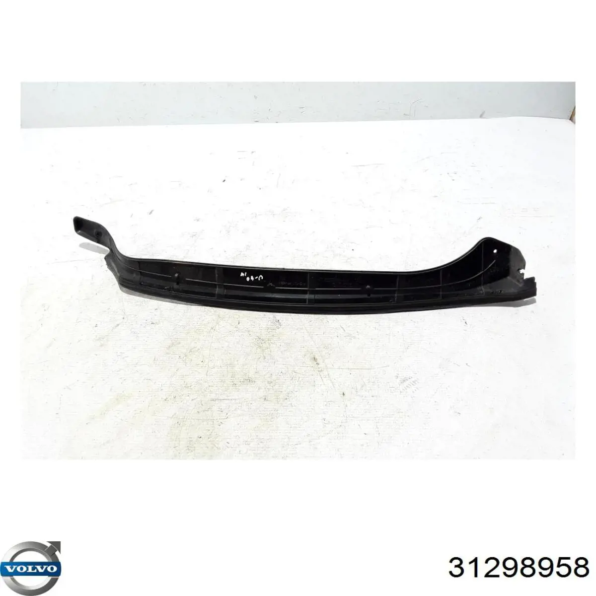 31298958 Volvo 