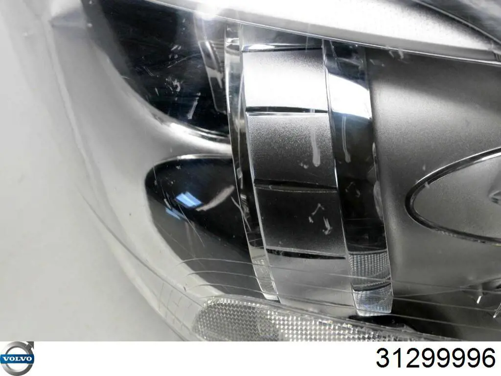 31299996 Volvo 