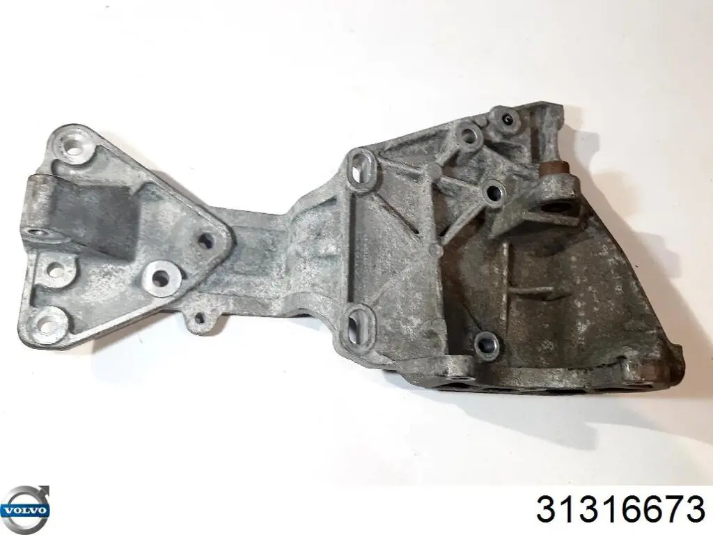 Кронштейн генератора натяжной Volvo 31316673 цена, от 11.75 USD