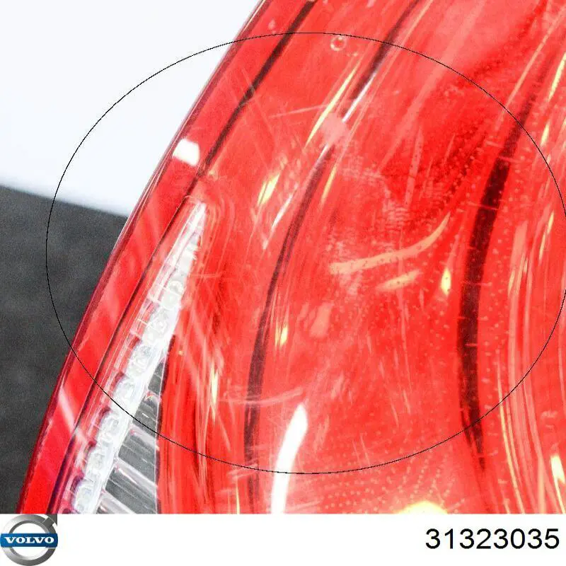 Задний фонарь 31323035 Volvo