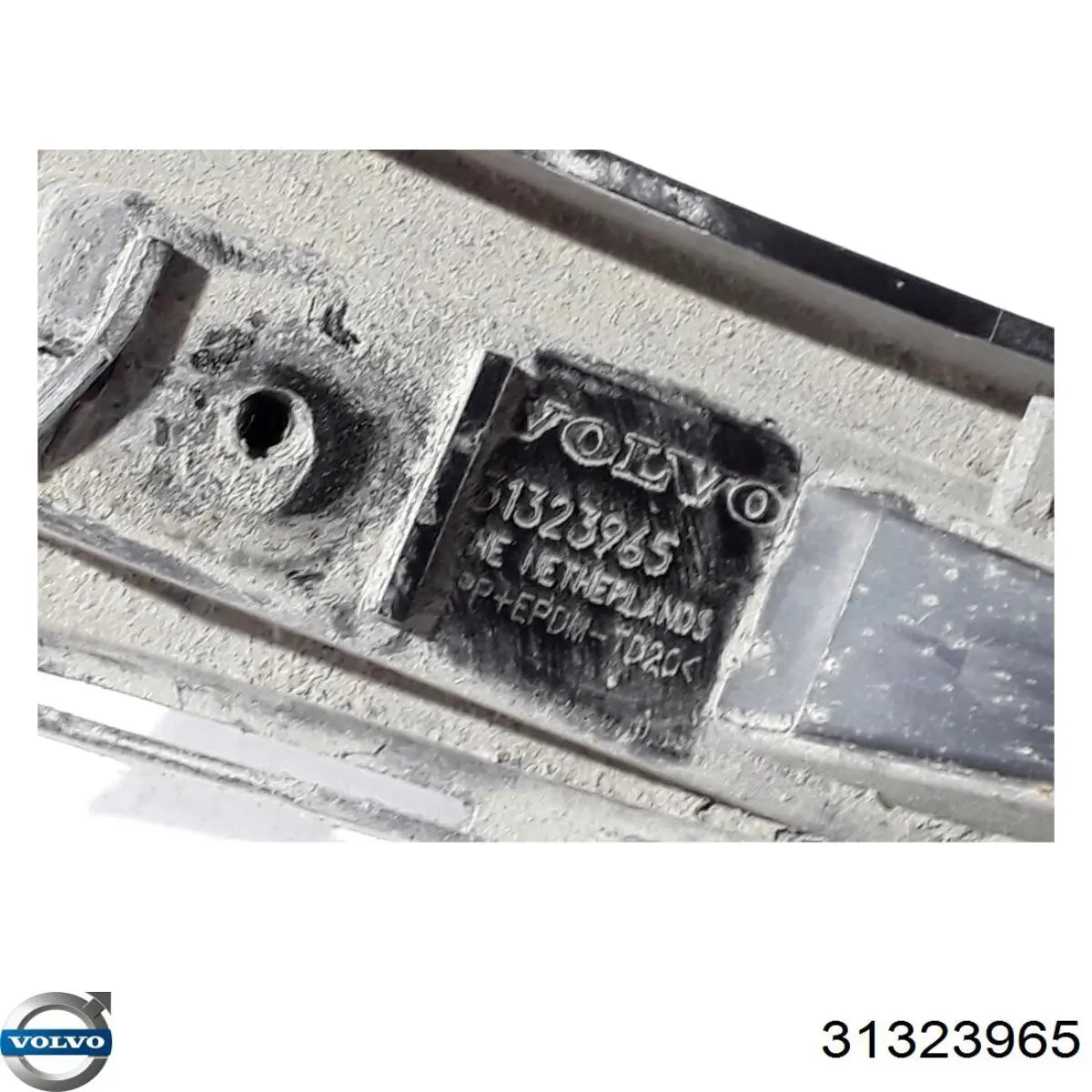 31323965 Volvo 